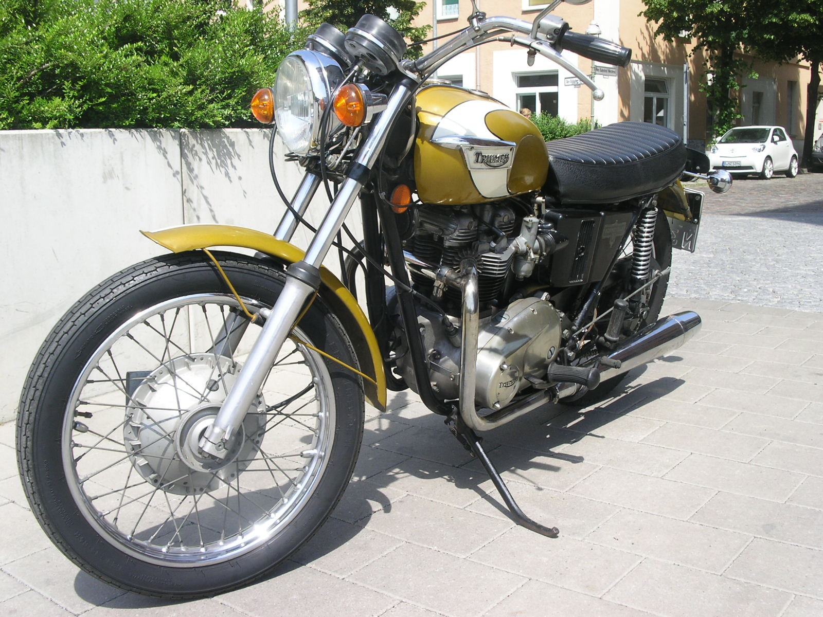 Triumph T 120 V